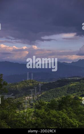 Funiu Bezirk der westlichen henan ländlichen Stromnetze Stockfoto