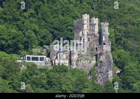 Geographie / Reisen, Deutschland, Rheinland-Pfalz, Rüdesheim, Schloss Rheinstein in der Oberen Mitte R, Additional-Rights-Clearance-Info-not-available Stockfoto