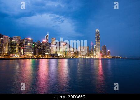 Hong Kong City bei Nacht Stockfoto