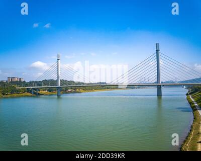 Stadtbild der Wuxiang Brücke in Nanning, Guangxi, China Stockfoto