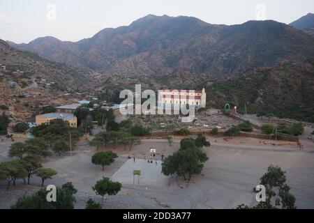 Tigray, Äthiopien - 14. August 2018. : kleine Stadt in der Nähe von Alitena in Tigray Region von Äthiopien Stockfoto