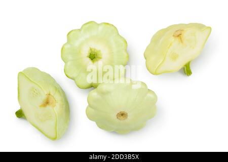 Grün Pattypan Squash isoliert auf weißem Hintergrund. Draufsicht mit Beschneidungspfad Stockfoto