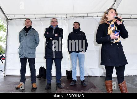 Pierre Laurent, Olivier Besancenot und Guillaume Balas der einheitliche Treffpunkt der Republik in Paris, Frankreich am 30. April 2018. Foto von Alain Apaydin/ABACAPRESS.COM Stockfoto