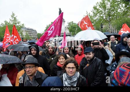 Pierre Laurent, Olivier Besancenot und Guillaume Balas der einheitliche Treffpunkt der Republik in Paris, Frankreich am 30. April 2018. Foto von Alain Apaydin/ABACAPRESS.COM Stockfoto