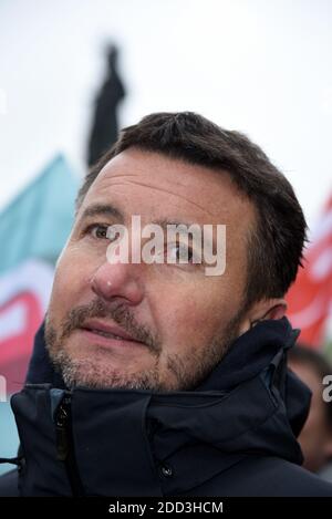 Pierre Laurent, Olivier Besancenot und Guillaume Balas der einheitliche Treffpunkt der Republik in Paris, Frankreich am 30. April 2018. Foto von Alain Apaydin/ABACAPRESS.COM Stockfoto