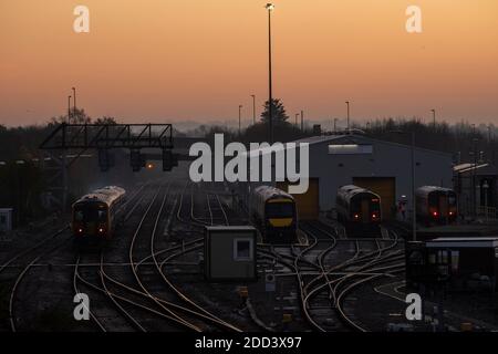 Bahnlinien in der Nähe des Bahnhofs Nottingham im Stadtzentrum von Nottingham, Nottinghamshire England Stockfoto