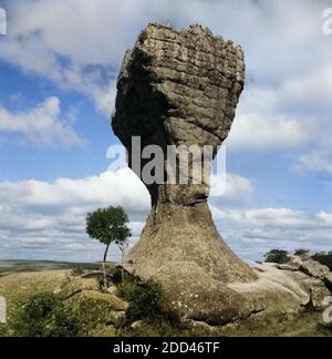 Imposante Truppenübungsplätze in Vila Velha, Brasilien 1966. Beeindruckende Naturlandschaften in Vila Velha, Brasilien 1966. Stockfoto