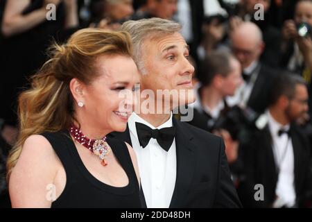 Die künstlerische Leiterin und Co-Präsidentin von Chopard Caroline Scheufele und der Schauspieler Christoph Waltz nehmen an der Vorführung von 'Yomeddine' während der 71. Filmfestspiele von Cannes im Palais des Festivals am 9. Mai 2018 in Cannes, Frankreich, Teil. Foto von David Boyer/ABACAPRESS.COM Stockfoto