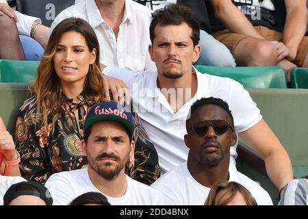 Juan Arbelaez Laury Thilleman und Freund Juan arbelaez im Dorf während Französisch Tennis  Open in Roland-Garros Arena am 01. Juni 2019 in Paris, Frankreich. Foto von  Nasser Berzane/ABACAPRESS.COM Stockfotografie - Alamy