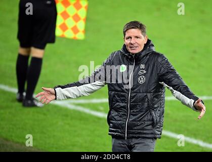 firo: 11/21/2020 Fußball: Fußball: 1. Bundesliga-Saison 2020/21 Schalke 04 - VfL Wolfsburg 0: 2 Trainer Oliver Glasner (Wolfsburg) Foto: TimGroothuis / Witters // poolfoto / via / firosportphoto Verwendung weltweit Stockfoto