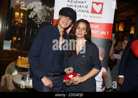 Ines de la Fressange et Lucie Lucas lors du lancement de l'Operation les Petits Dejeuners Du Coeur, au Cafe de la Paix a Paris, France, le 05 Juin 2018. Foto von Jerome Domine/ABACAPRESS.COM Stockfoto