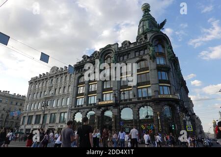 Singer House auch weithin bekannt als das Haus des Buches , ist ein Gebäude in Sankt Petersburg Stockfoto