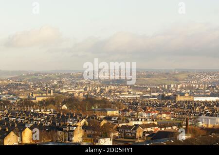 Blick über die Dächer der Stadt West Yorkshire Bradford Stockfoto