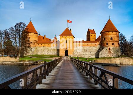 Mittelalterliche Burg von Trakai, Vilnius, Litauen, Osteuropa, zwischen den wunderschönen Seen und Natur Stockfoto