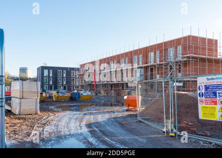 Port Loop in Ladywood, Birmingham, ist eine neue 43 Hektar große Inselgemeinschaft, die 1000 neue Häuser, Büroflächen und Freizeitzentrum umfassen wird Stockfoto