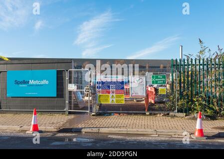 Port Loop in Ladywood, Birmingham, ist eine neue 43 Hektar große Inselgemeinschaft, die 1000 neue Häuser, Büroflächen und Freizeitzentrum umfassen wird Stockfoto