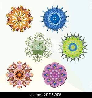 Set von 6 Mandalas - verschiedene Farben - Laub und Blumenmuster auf hellem Hintergrund Stock Vektor