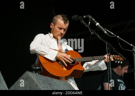 Damien Rice bei der Jungfrau V Festival V 2003, Hylands Park, Chelmsford, Essex, Vereinigtes Königreich. Stockfoto