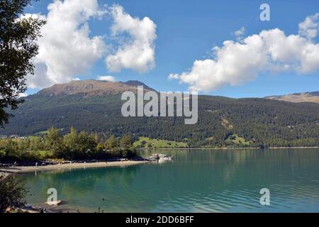 Herbststimmung auf dem Reschensee Stockfoto