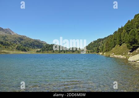 Sommertag am Staller Sattel an der Grenze dazwischen Österreich und Italien Stockfoto