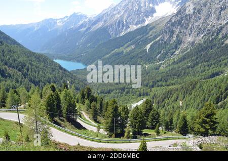 Sommertag am Staller Sattel an der Grenze dazwischen Österreich und Italien Stockfoto