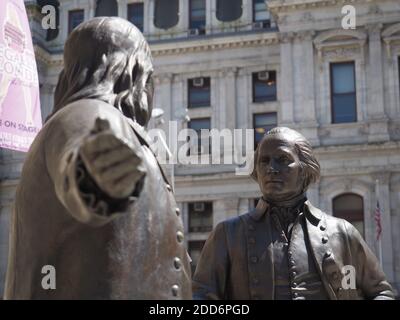 Bild der Skulpturen von Benjamin Franklin und George Washington genannt der Bond . Stockfoto