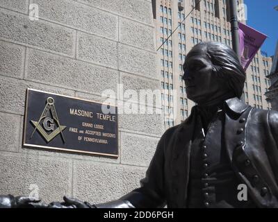 Bild der Skulpturen von Benjamin Franklin und George Washington genannt der Bond . Stockfoto