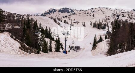 Slowenien. Vogel Skigebiet oberhalb des Bohinjer Sees, Nationalpark Triglav, Julische Alpen, Slowenien, Europa Stockfoto