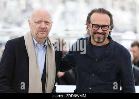 Der Regisseur Jean-Paul Rappeneau und der Schauspieler Vincent Perez nahmen am 14. Mai 2018 am Fotocall für "Cyrano De Bergerac" während des 71. Cannes Film Festivals im Palais des Festivals in Cannes, Frankreich, Teil. Foto von David Boyer/ABACAPRESS.COM Stockfoto