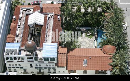 KEIN FILM, KEIN VIDEO, KEIN Fernsehen, KEIN DOKUMENTARFILM - eine Luftaufnahme des ehemaligen Herrenhauses von Gianni Versace, heute Casa Casuarina, in Miami Beach, FL, USA, am 29. Juni 2007. Es ist der 10. Todestag des italienischen Designers Gianni Versace. Foto von Al Diaz/Miami Herald/MCT/ABACAPRESS.COM Stockfoto