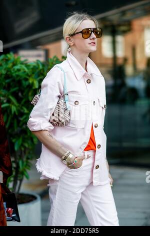 Street style, Marianne Theodorsen Ankunft bei Designers Remix Frühjahr Sommer 2019 Ready-to-wear-Show in Hambrosgade in Kopenhagen, Dänemark, am 9. August 2018 statt. Foto von Marie-Paola Bertrand-Hillion/ABACAPRESS.COM Stockfoto