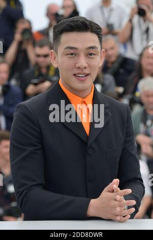 DER US-südkoreanische Schauspieler Steven Yeun nimmt an der Brennenden Fotoalle Teil, die am 16. Mai 2018 im Palais des Festivals im Rahmen der 71. Jährlichen Filmfestspiele von Cannes in Cannes, Frankreich, stattfindet. Foto von Aurore Marechal/ABACAPRESS.COM Stockfoto