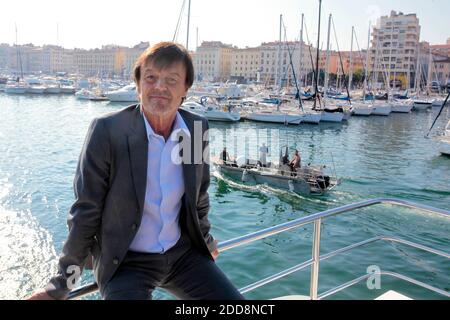 Nicolas Hulot, Minister für Ökologie, besucht die Calanques und die Insel Frioul in Marseille, Frankreich, und trifft sich am 18. Mai 2018 mit jungen Schülern. Foto von Pascal Parrot/ABACAPRESS.COM Stockfoto