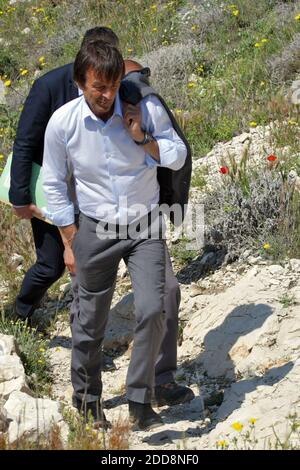 Nicolas Hulot, Minister für Ökologie, besucht die Calanques und die Insel Frioul in Marseille, Frankreich, und trifft sich am 18. Mai 2018 mit jungen Schülern. Foto von Pascal Parrot/ABACAPRESS.COM Stockfoto