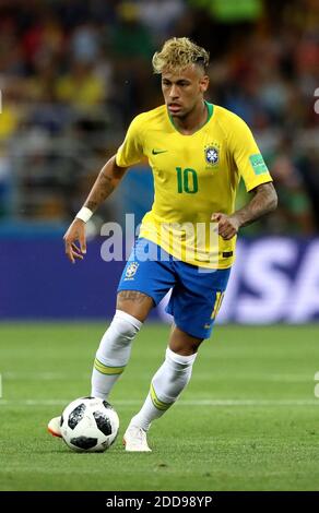 ROSTOV-ON-DON, RUSSLAND - 17. JUNI: Neymar Jr aus Brasilien läuft mit dem Ball während der FIFA Fußball-Weltmeisterschaft Russland Gruppe E Spiel zwischen Brasilien und der Schweiz 2018 in Rostov Arena am 17. Juni 2018 in Rostov-on-Don, Russland. (Foto: Kevin C. Cox/Getty Images) während des FIFA World Cup Russia Group E-Spiels 2018 zwischen Brasilien und der Schweiz in der Rostov Arena in Rostov-on-Don, Russland am 17. Juni 2018. Foto von Giuliano Bevilacqua/ABACAPRESS.COM Stockfoto