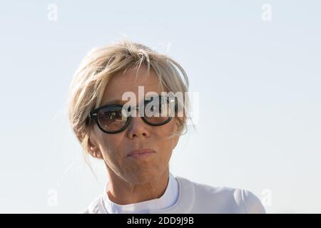 Brigitte Macron besucht die Stadt mit einem Flussboot in Sankt Petersburg, Russland am 25. Mai 2018. Foto von Jacques Witt/Pool / ABACAPRESS.COM Stockfoto