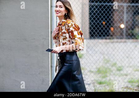 Street Style, Carmen Hamilton Ankunft in Dion Lee Frühjahr Sommer 2019 Ready-to-Wear-Show, in der Avenue of the Americas, in New York, USA, am 8. September 2018. Foto von Marie-Paola Bertrand-Hillion/ABACAPRESS.COM Stockfoto