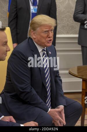 Der polnische Präsident Andrzej Duda und US-Präsident Donald Trump treffen sich am 18. September 2018 im Oval Office im Weißen Haus in Washington, DC. . Foto Tasos Katopodis/UPI Stockfoto