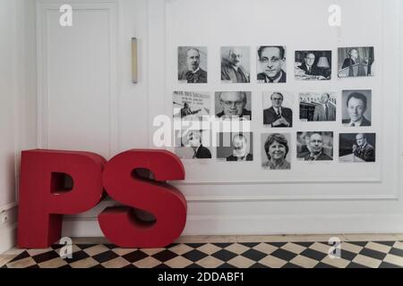 Eine Innenansicht der PS-Zentrale in der Rue de Solferino im 7. Bezirk von Paris, Frankreich, am 15. September 2018. Das französische sozialistische Hauptquartier wird Ende September in den Pariser Vorort Ivry verlegt. Foto von Daniel Derajinski/ABACAPRESS.COM Stockfoto