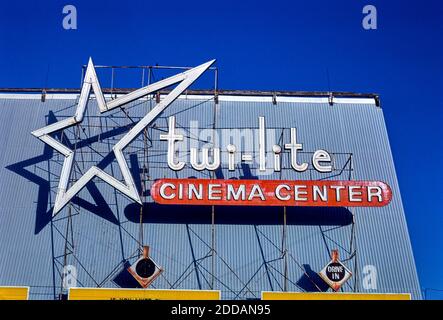 Twin-Lite Cinema Center, Great Falls, Montana, USA, John Margolies Roadside America Photograph Archive, 1987 Stockfoto