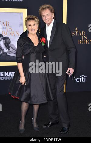 Lorna Luft, Barry Manilow nehmen an der Premiere von Warner Bros. Pictures' 'A Star is Born' im Shrine Auditorium am 24. September 2018 in Los Angeles, Kalifornien, Teil. Foto von Lionel Hahn/AbacaPress.com Stockfoto