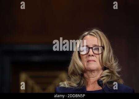 WASHINGTON, DC - 27. SEPTEMBER: Christine Blasey Ford bezeugte vor dem Justizausschuss des Senats im Dirksen Senatsbüro Gebäude am Kapitol Hügel 27. September 2018 in Washington, DC. Ford ist Professor an der Palo Alto University und ein Forschungspsychologe an der Stanford University School of Medicine und beschuldigt den für den Obersten Gerichtshof nominierten Richter Brett Kavanaugh, sie während einer Party im Jahr 1982 sexuell angegriffen zu haben, als sie Gymnasiasten in einem Vorort von Maryland waren. Foto von Win McNamee/Pool/ABACAPRESS.COM Stockfoto