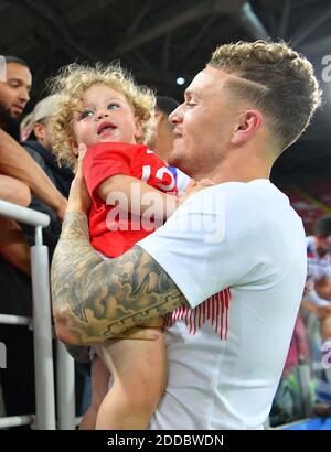 Kieran Trippier aus England mit seiner Frau Charlotte Trippier und ihrem Sohn Jacob Trippier Teilnahme an der 1/8 Final Game zwischen Kolumbien und England bei der FIFA-Weltmeisterschaft 2018 in Moskau, Russland am 3. Juli 2018. Foto von Christian Liewig/ABACAPRESS.COM Stockfoto