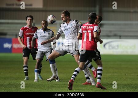 Exeter, Großbritannien. November 2020. Harry Pell von Colchester United während des EFL Sky Bet League 2 Spiels zwischen Exeter City und Colchester United im St James' Park, Exeter, England am 24. November 2020. Foto von Dave Peters. Nur redaktionelle Verwendung, Lizenz für kommerzielle Nutzung erforderlich. Keine Verwendung bei Wetten, Spielen oder Veröffentlichungen einzelner Vereine/Vereine/Spieler. Kredit: UK Sports Pics Ltd/Alamy Live Nachrichten Stockfoto