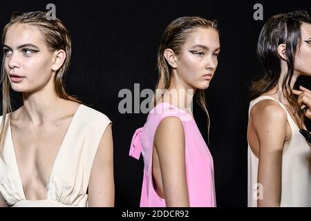 Modelle Backstage während der Rochas Frühjahr / Sommer 2019 Kollektion während der Paris Fashion Week 20. September 2018 in Paris, Frankreich. Foto von Gil-Gonzalez/ABACAPRESS.COM Stockfoto