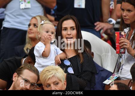 John Stones von Englands Freundin Millie Savage während des FIFA World Cup Russia Halbfinalmatches 2018 zwischen England und Kroatien im Luzhniki Stadium am 11. Juli 2018 in Moskau, Russland. Foto von Christian Liewig/ABACAPRESS.COM Stockfoto