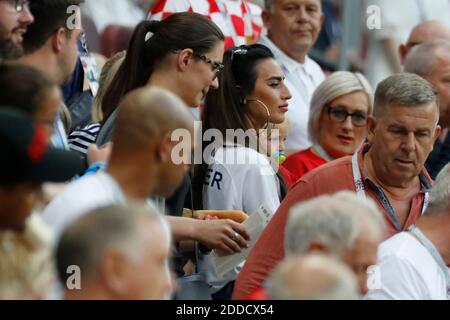 Annie Kilner, Kyle Walkers Freundin während des FIFA World Cup Russia Halbfinalspiels 2018, England gegen Kroatien im Luzhniki Stadium, Moskau, Russland am 11. Juli 2018. Kroatien gewann 2:1. Foto von Henri Szwarc/ABACAPRESS.COM Stockfoto