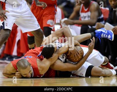 KEIN FILM, KEIN VIDEO, KEIN Fernsehen, KEINE DOKUMENTATION - Los Angeles Clippers Small Forward Grant Hill (33) und Washington Wizards Shooting Guard Garrett Temple (17) im vierten Viertel im Verizon Center in Washington, DC, USA am 4. Februar 2013. Die Zauberer besiegten die Clippers, 98-90. Foto von Chuck Myers/MCT/ABACAPRESS.COM Stockfoto