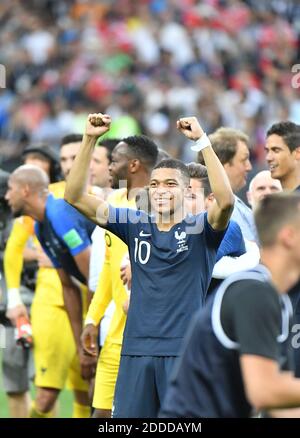 Frankreichs Kylian Mbappe feiert nach dem Gewinn 4-2 der FIFA WM-Finale 2018 Fußballspiel Frankreich gegen Kroatien im Luzhniki-Stadion in Moskau, Russland am 15. Juli 2018. Foto von Christian Liewig/ABACAPRESS.COM Stockfoto