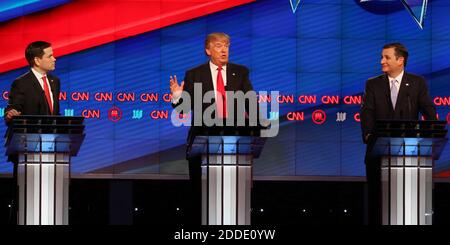 KEIN FILM, KEIN VIDEO, KEIN Fernsehen, KEIN DOKUMENTARFILM - republikanische Präsidentschaftskandidaten Sen. Marco Rubio, Links, Donald Trump und Sen. Ted Cruz, rechts während der GOP-Präsidentendebatte am Donnerstag, 10. März 2016 im Bank United Center der Universität Miami in Coral Gables, FL, USA. Foto von Pedro Portal/El Nuevo Herald/TNS/ABACAPRESS.COM Stockfoto